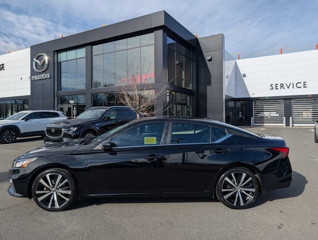 2022 Nissan Altima 2.5 SR