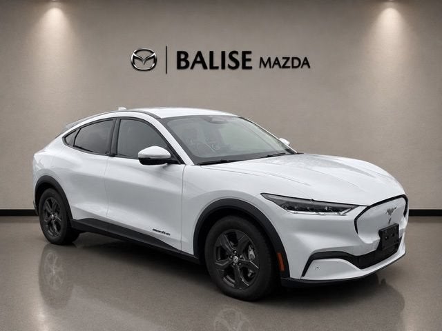 2022 Ford Mustang Mach-E Select