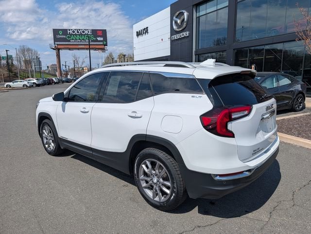 2022 GMC Terrain SLT