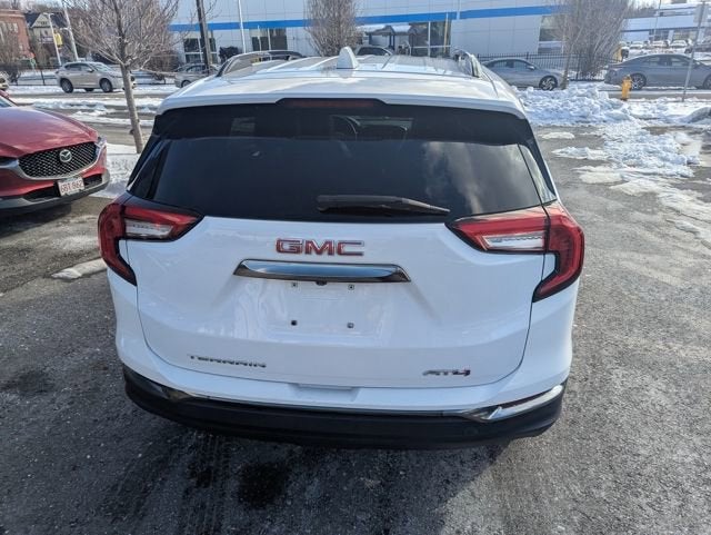 2023 GMC Terrain AT4