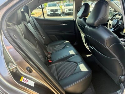 2018 Toyota Camry SE