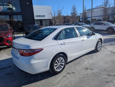 2017 Toyota Camry LE