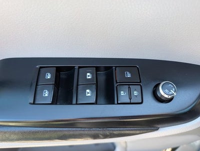 2014 Toyota Highlander LE Plus V6