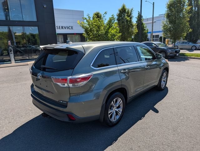 2014 Toyota Highlander LE Plus V6