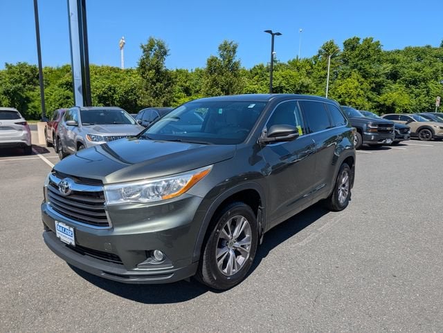 2014 Toyota Highlander LE Plus V6
