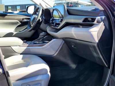 2021 Toyota Highlander Platinum