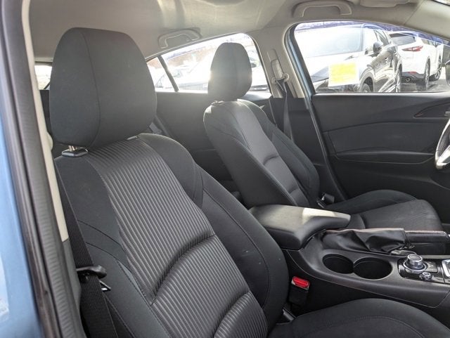 2015 Mazda Mazda3 i Touring