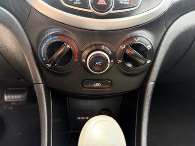 2013 Hyundai Accent GS