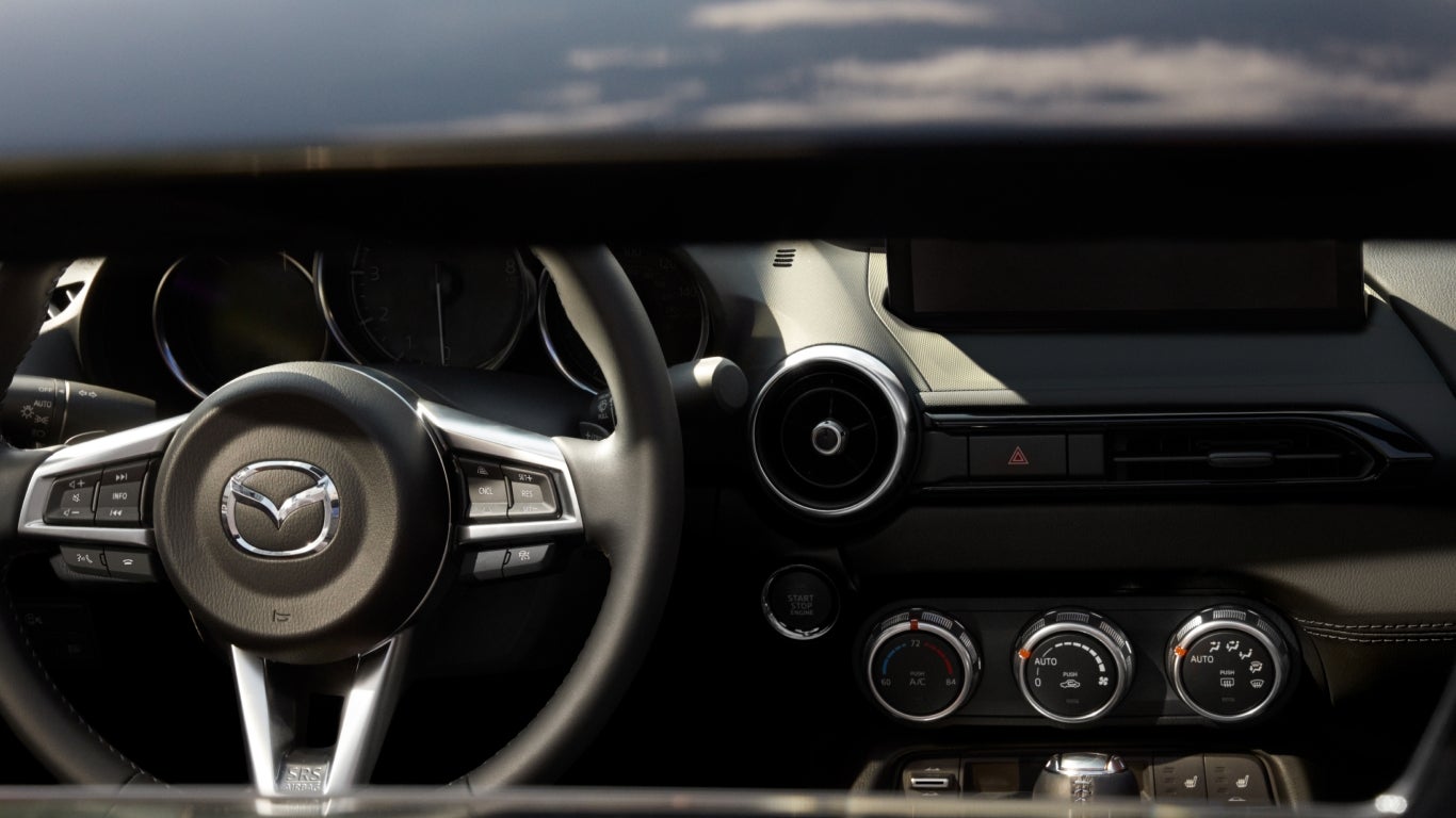 MAZDA MX-5 MIATA RF | Balise Mazda in Springfield MA